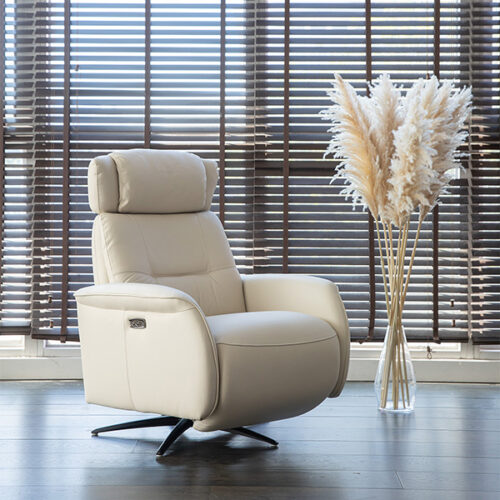 主人椅 Armchair